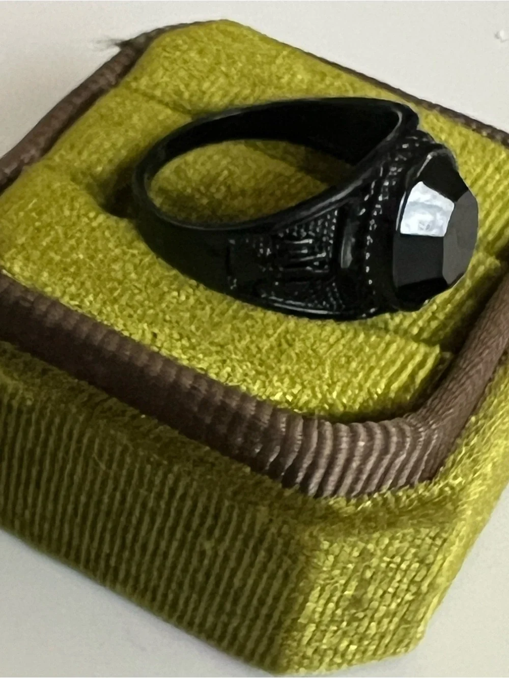 Classic Design Black Onyx Faux Gemstone Stainless Steel Ring Size 9-Unisex